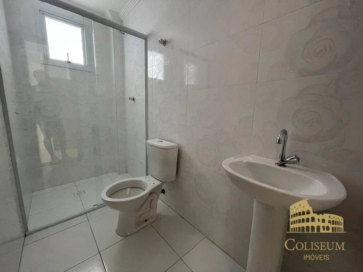 Imagem Apartamento com 3 dormitórios para alugar, 163 m² por R$ 5.000,00/ano - Tupi - Praia Grande/SP