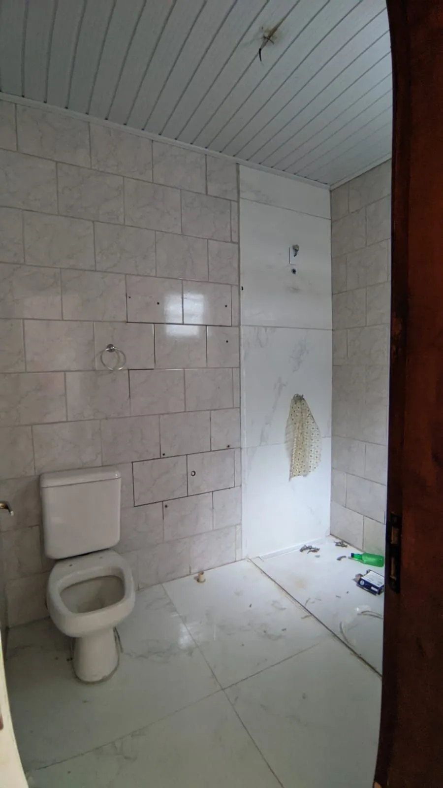 Imagem Casa com pátio, 2 dormitórios, Avenida Vinte e Um de Abril - bSarandi