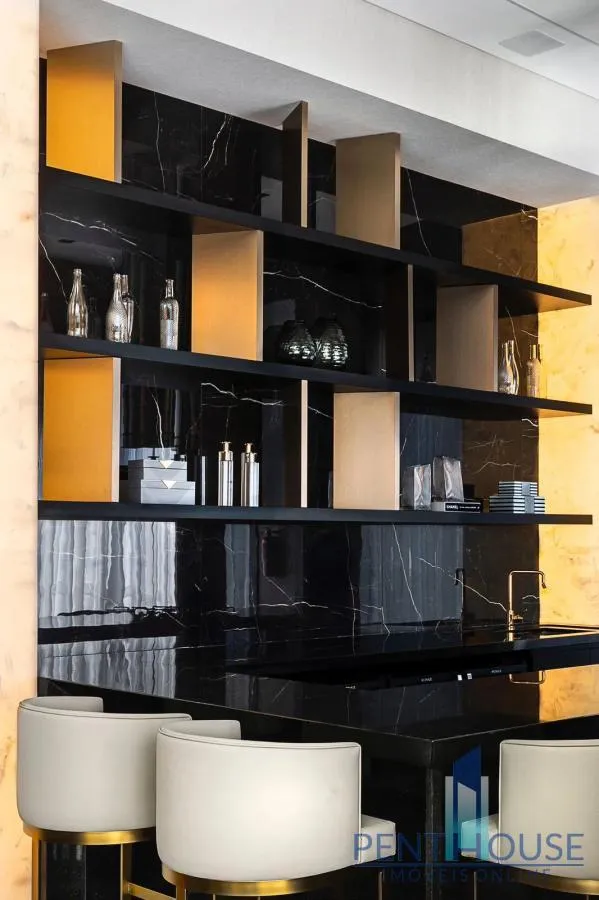 Imagem Apartamento Zona Central para Venda em Balneário Camboriú, CENTRO, 3 dormitórios, 3 suítes, 4 banheiros, 2 vagas