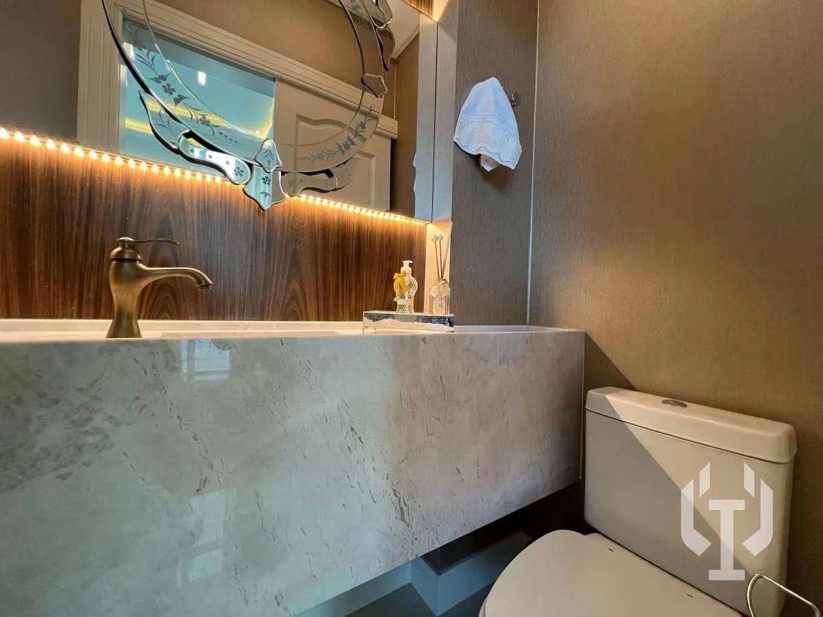 Imagem Apartamento à venda, no VILLE DE FRANCE RESIDENZIALE, em Itapema, Meia Praia, com 3 quartos, 168m2