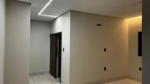 Imagem Casa com 3 dormitórios à venda, 227 m² por R$ 1.500.000,00 - Jardim Califórnia - Patos de Minas/MG