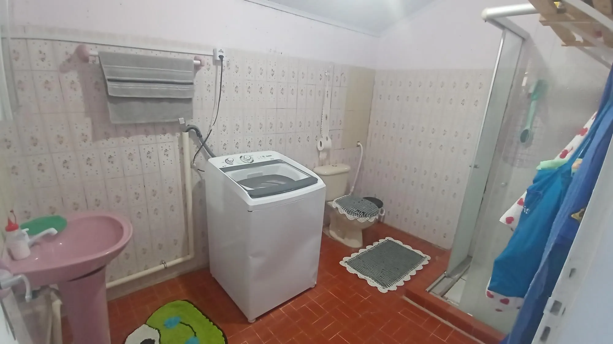 Imagem Casa com 2 dormitórios no bairro Glória