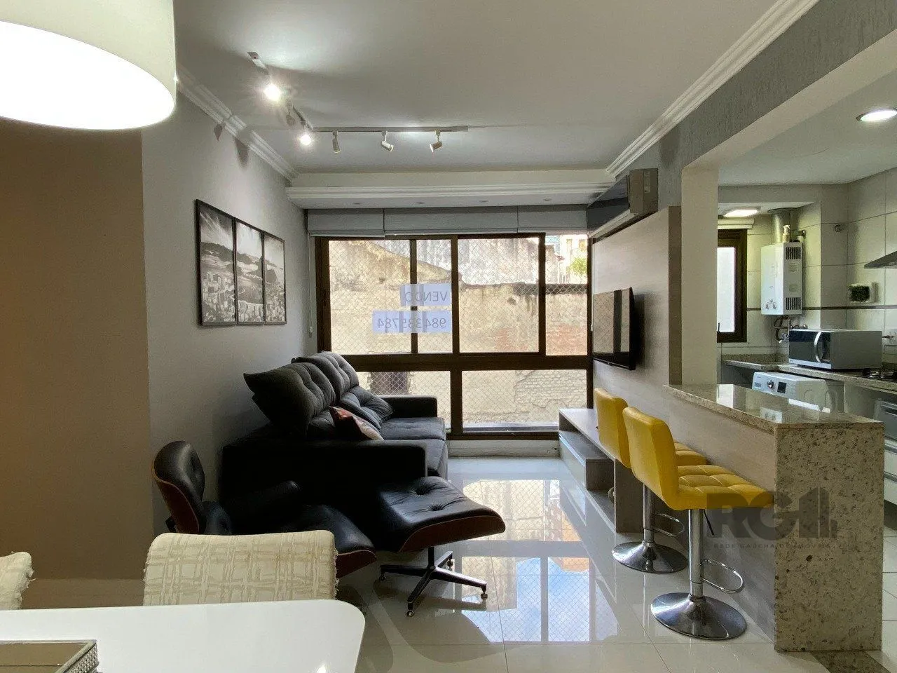 Imagem APARTAMENTO MOBILIADO DE 2 DORMITÓRIOS - CENTRO HISTÓRICO