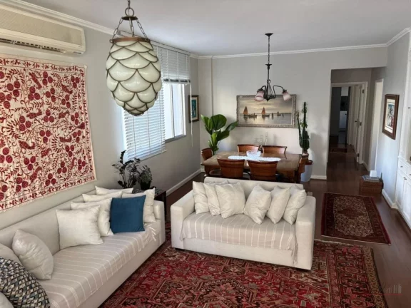Imagem Oportunidade única na Beira-Mar Norte! Apartamento com hall e elevador privativo, vista parcial par...
