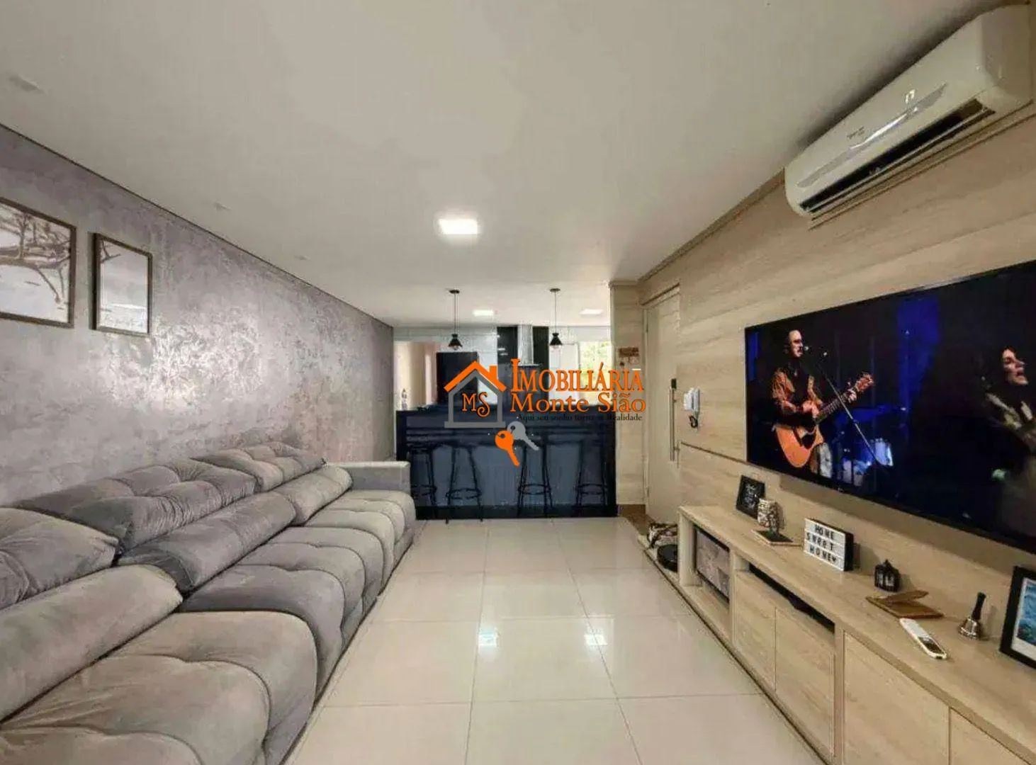 Foto do imóvel Sobrado com 3 dormitórios à venda, 228 m² por R$ 640.000,00 - Continental II - Guarulhos/SP