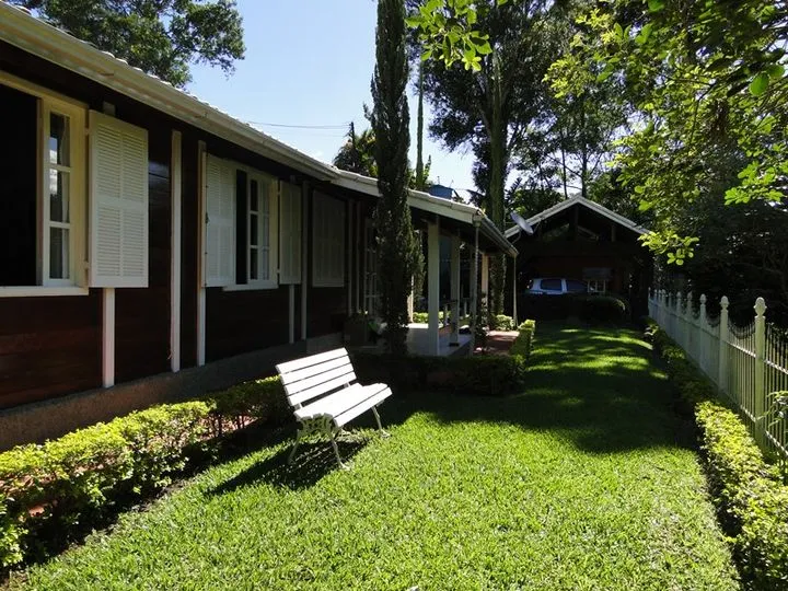 Imagem Casa com 4 Quartos à Venda, 250 m² em Várzea - Teresópolis