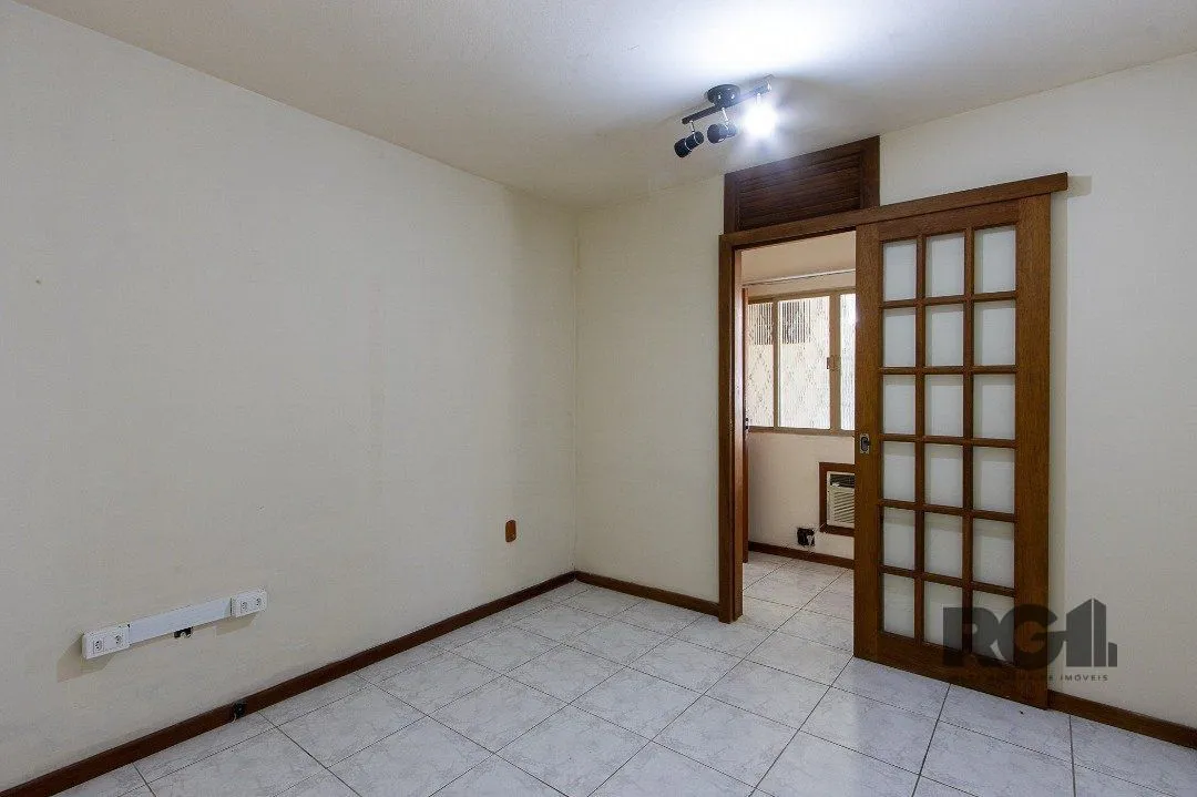 Imagem Casa de alvenaria, excelente ponto comercial.