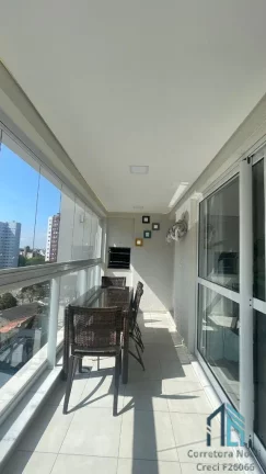 Imagem Apartamento MOBILIADO, 03 quartos c/suíte, 02 vagas no Água Verde em Curitiba PR