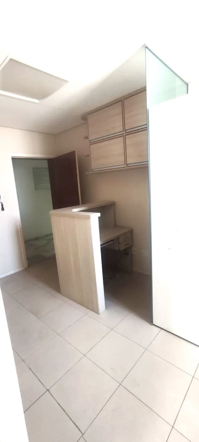 Imagem Sala comercial à venda em Porto Alegre, Rio Branco, 40.5m2