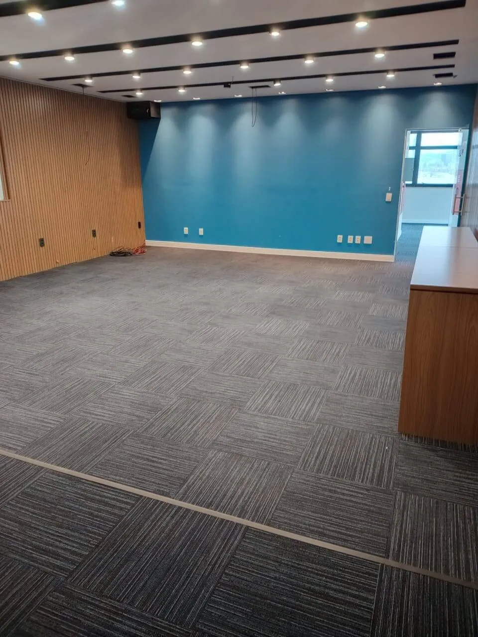 Imagem Galpão Industrial Preparado para Setor Farmacêutico em Barueri - SP
