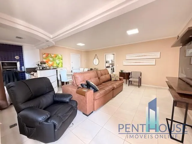 Imagem Apartamento Quadra Mar para Venda em Balneário Camboriú, CENTRO, 3 dormitórios, 1 suíte, 2 banheiros, 1 vaga