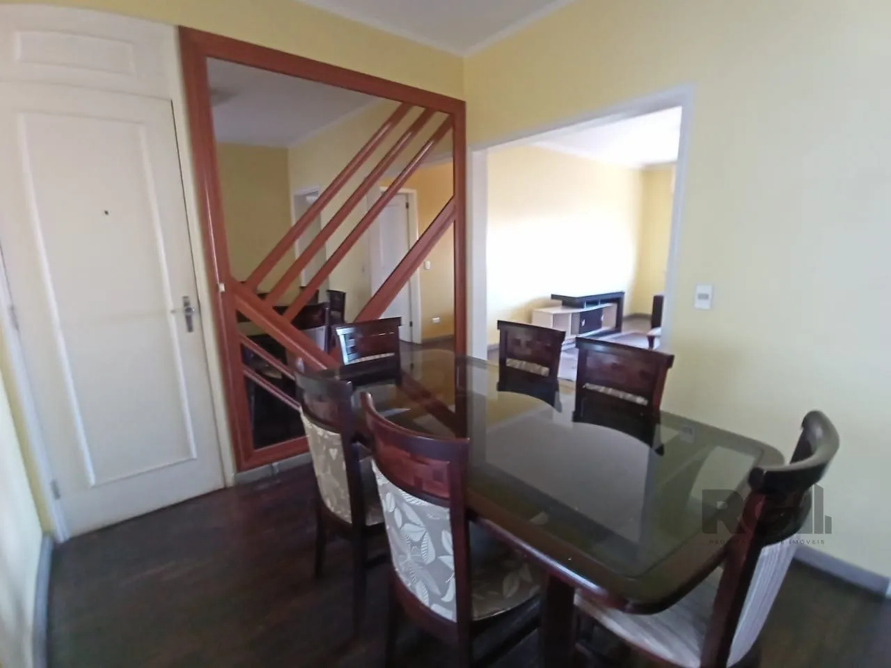 Imagem Apartamento para Venda - 129.16m², 5 dormitórios, 1 vaga - Petrópolis