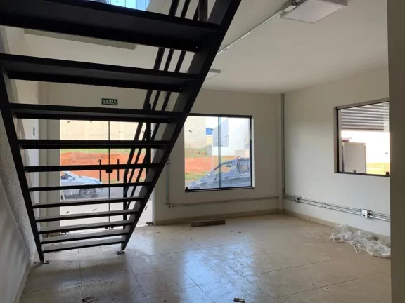 Imagem Barracão: Área do Terreno: 820,00 m² Área Construída 820 m² - Com recepção; 02 sala; 06 banh...