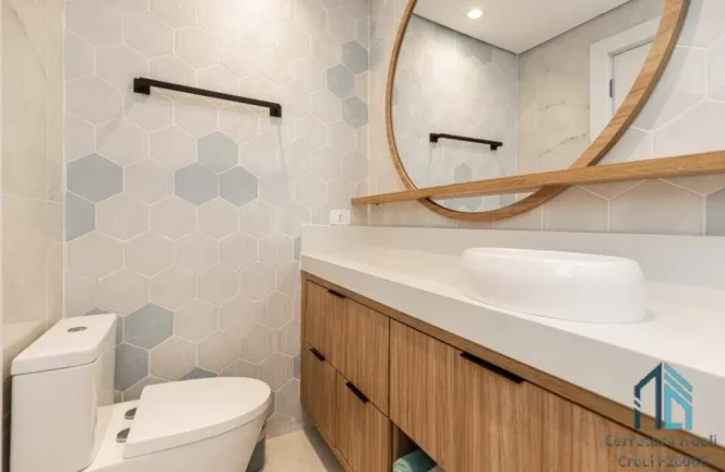 Imagem Casa em Condomínio, 03 quartos c/suíte, Ático c/área Gourmet, no Santa Cândida em Curitiba PR