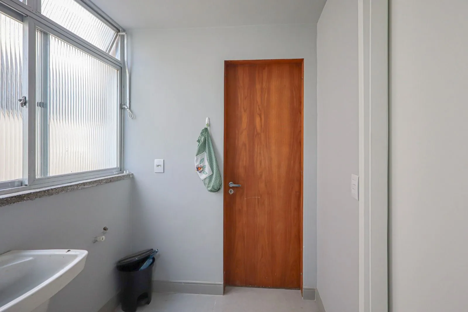 Imagem Apartamento de 2 Quartos com Vaga no Bairro São Geraldo - Pronto para Morar!