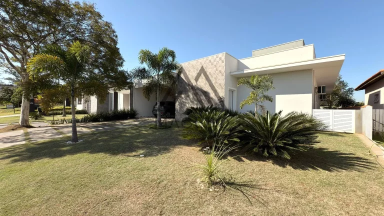 Imagem Casa Térrea com 3 suítes e Mobiliada - Ninho Verde 1