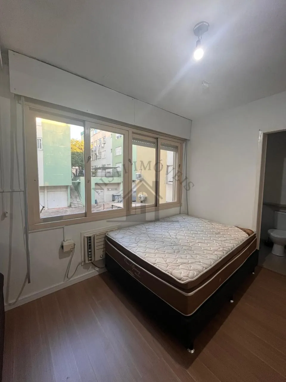 Imagem Apartamento 1 quarto para Venda no bairro Jardim Europa em Porto Alegre
