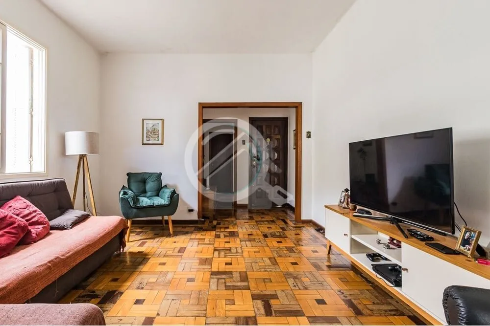 Imagem Descubra o apartamento dos seus sonhos em uma localização privilegiada no bairro Petrópolis, na A...