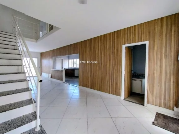 Imagem CASA 250m² - 3 DORMITORIOS (2 SUITES ) - 3 VAGAS - PLANALTO PAULISTA