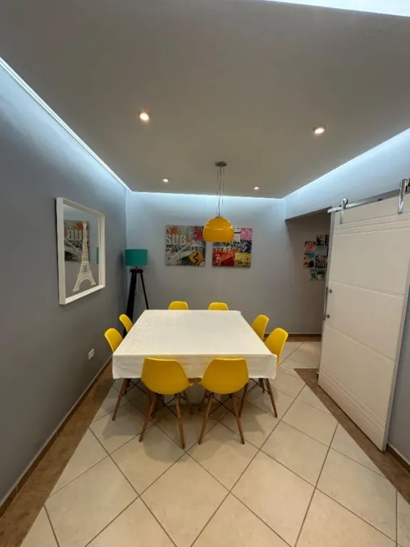 Imagem APARTAMENTO COM 85,00 m² - CANTO DO FORTE - PRAIA GRANDE SP