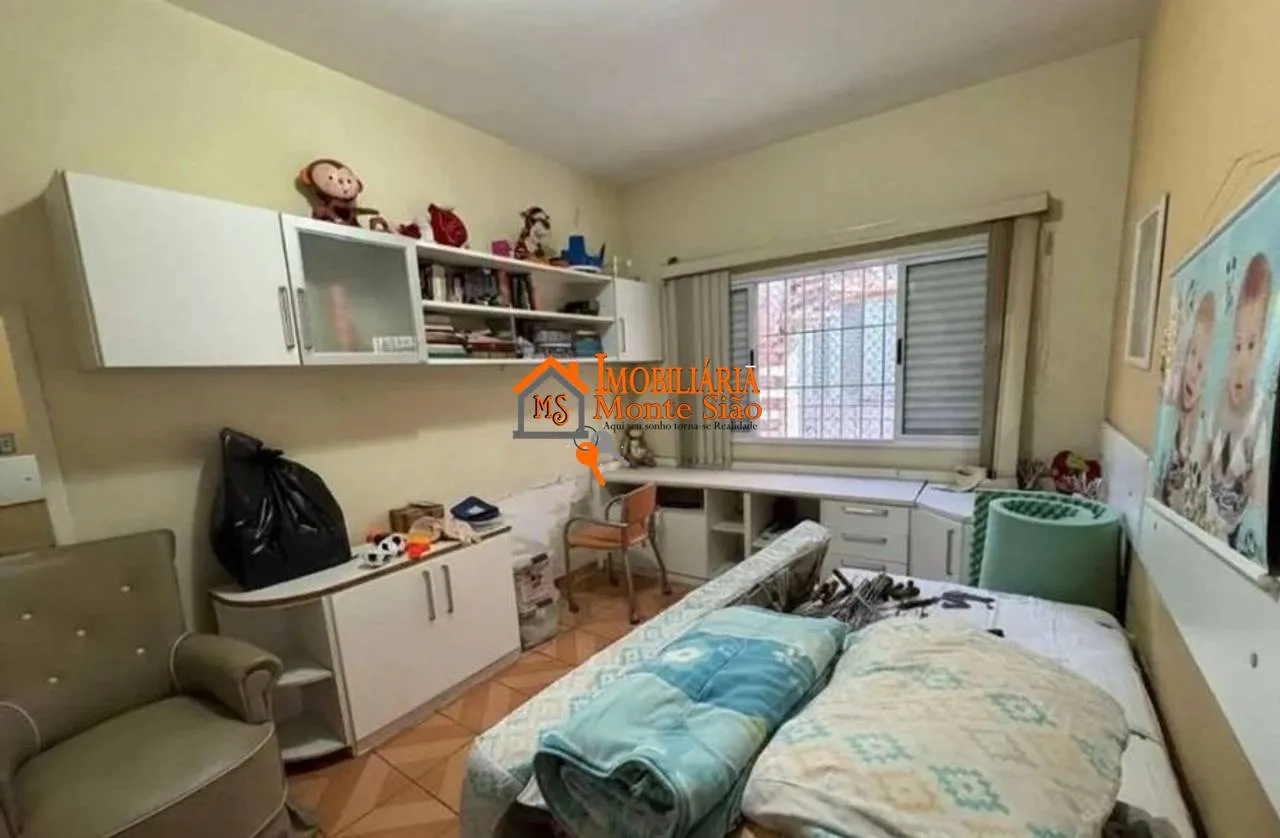 Imagem Casa com 3 dormitórios à venda, 240 m² por R$ 848.000,00 - Jardim Santa Mena - Guarulhos/SP