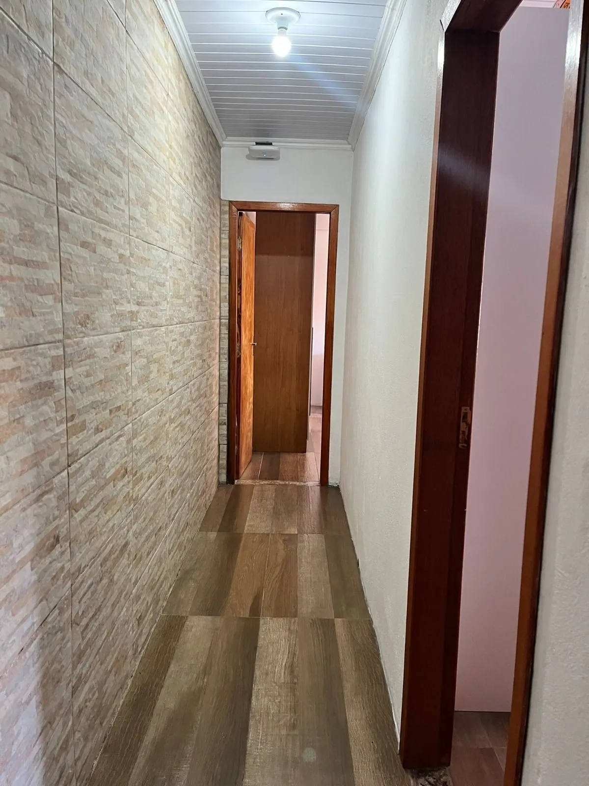 Imagem Casa 3 dormitorios com amplo patio