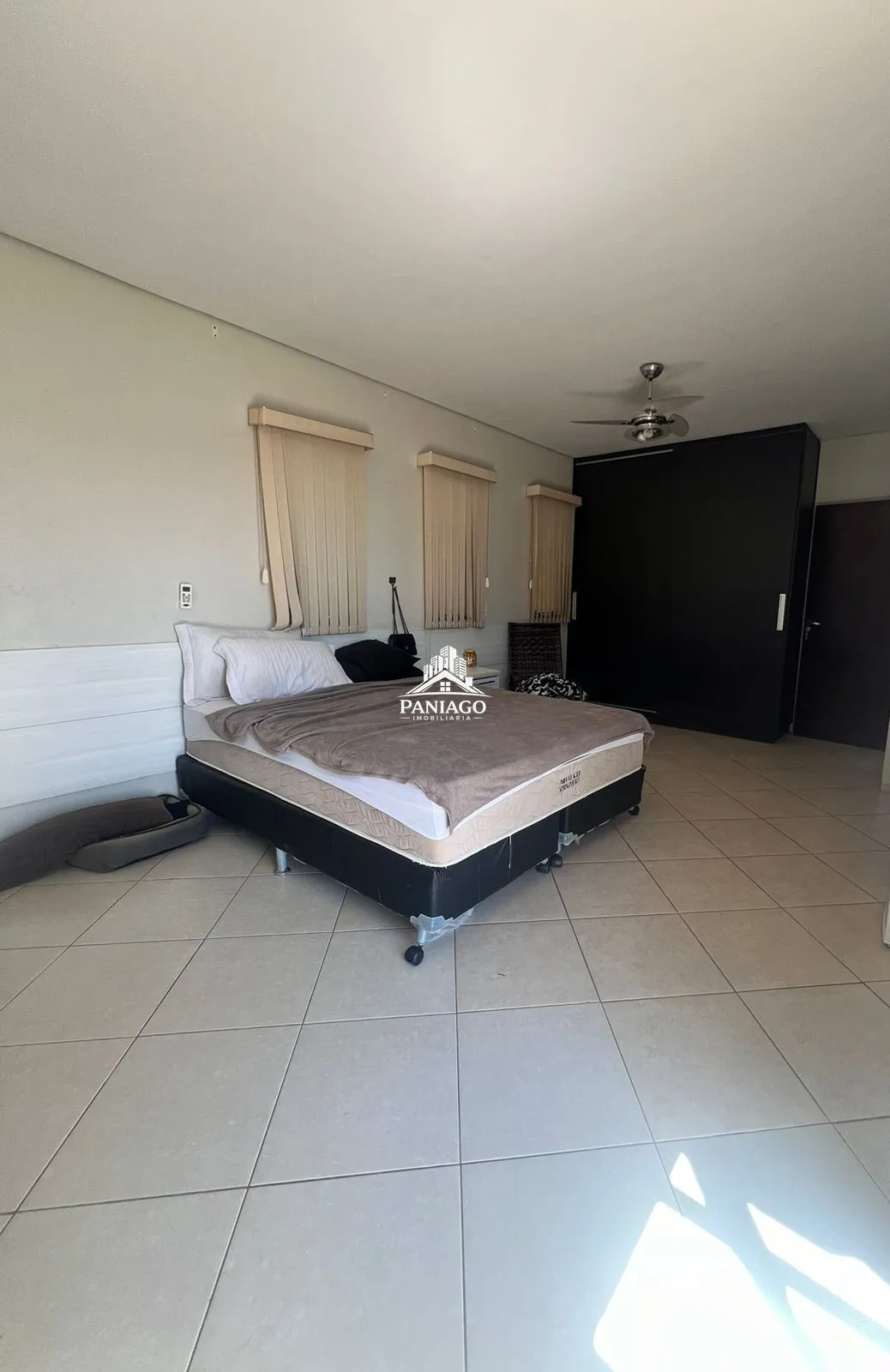 Imagem Casa à venda no Condomínio Belvedere I com 4 quartos e piscina em Cuiabá/MT