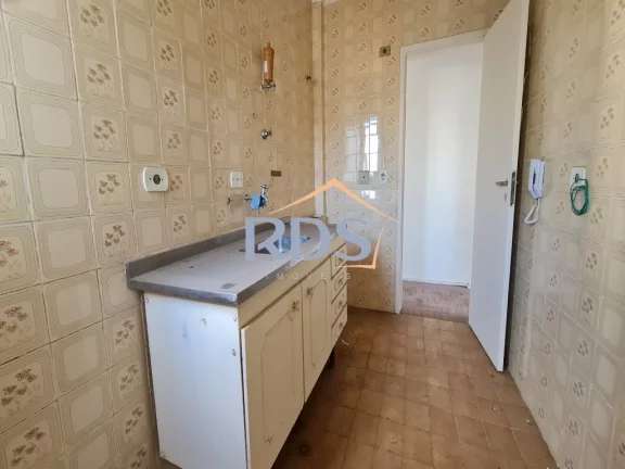 Imagem Apartamento a Venda de 72m² com 2 dormitórios com linda vista. Apartamento precisa de reforma. Estuda proposta.