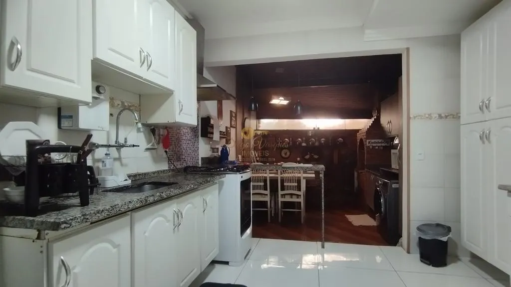 Imagem Casa em Condomínio para Venda em Teresópolis / RJ no bairro Panorama