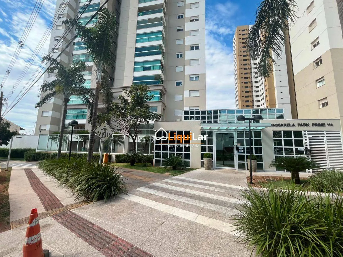 Foto do imóvel Apartamento Novo à Venda em Frente ao Shopping Campo Grande com 142 m², 3 Suítes, Sacada Gourmet e 2 Vagas