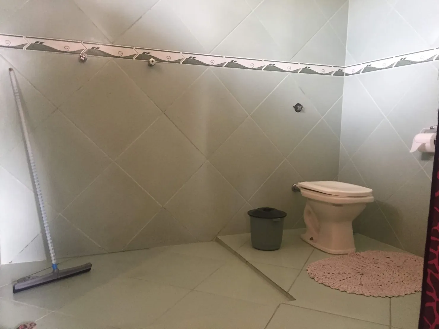 Imagem Casa à venda 3 Quartos, 1 Suite, 3 Vagas, 294M², Mantiqueira, Pindamonhangaba - SP