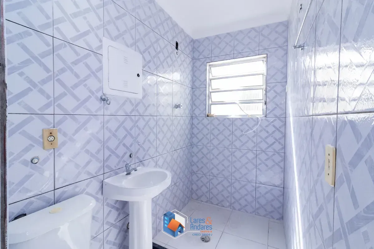 Imagem Sobrado para venda em Brasilândia com 3 quartos, sendo 3 suítes, 245m²