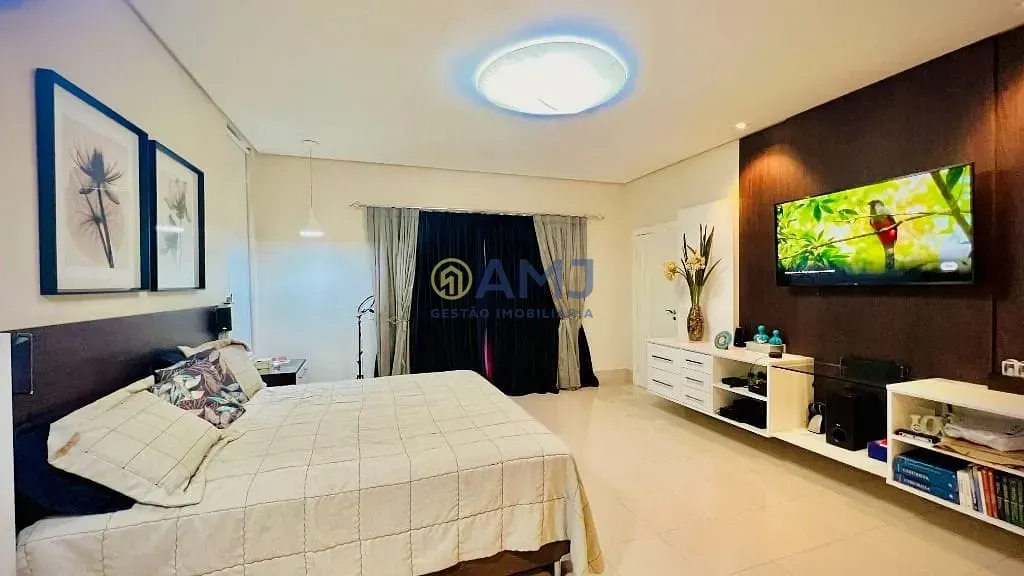 Imagem Luxuoso Sobrado no Jardins Atenas - Um Refúgio de Luxo e Natureza