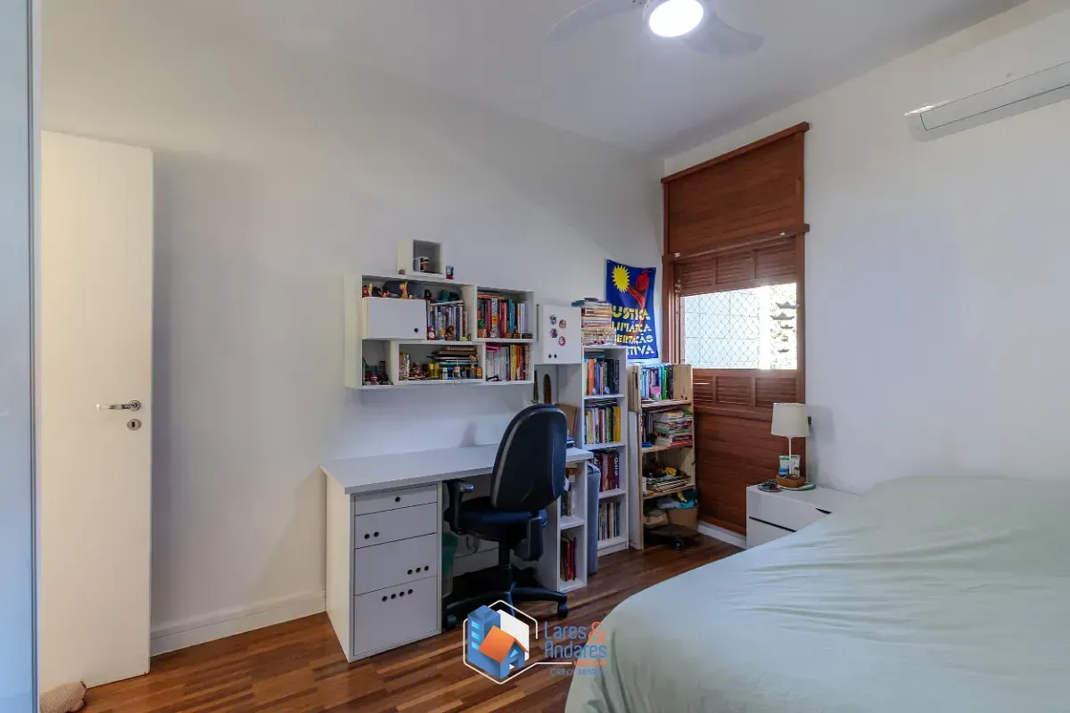 Imagem Casa para venda em Alto da Boa Vista com 3 quartos, sendo 1 suíte, 152m²