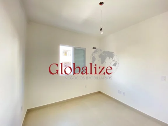 Imagem Casa com 2 quartos, sendo 1 suíte, Vaga de garagem pra carro e moto por R$ 649.000,00