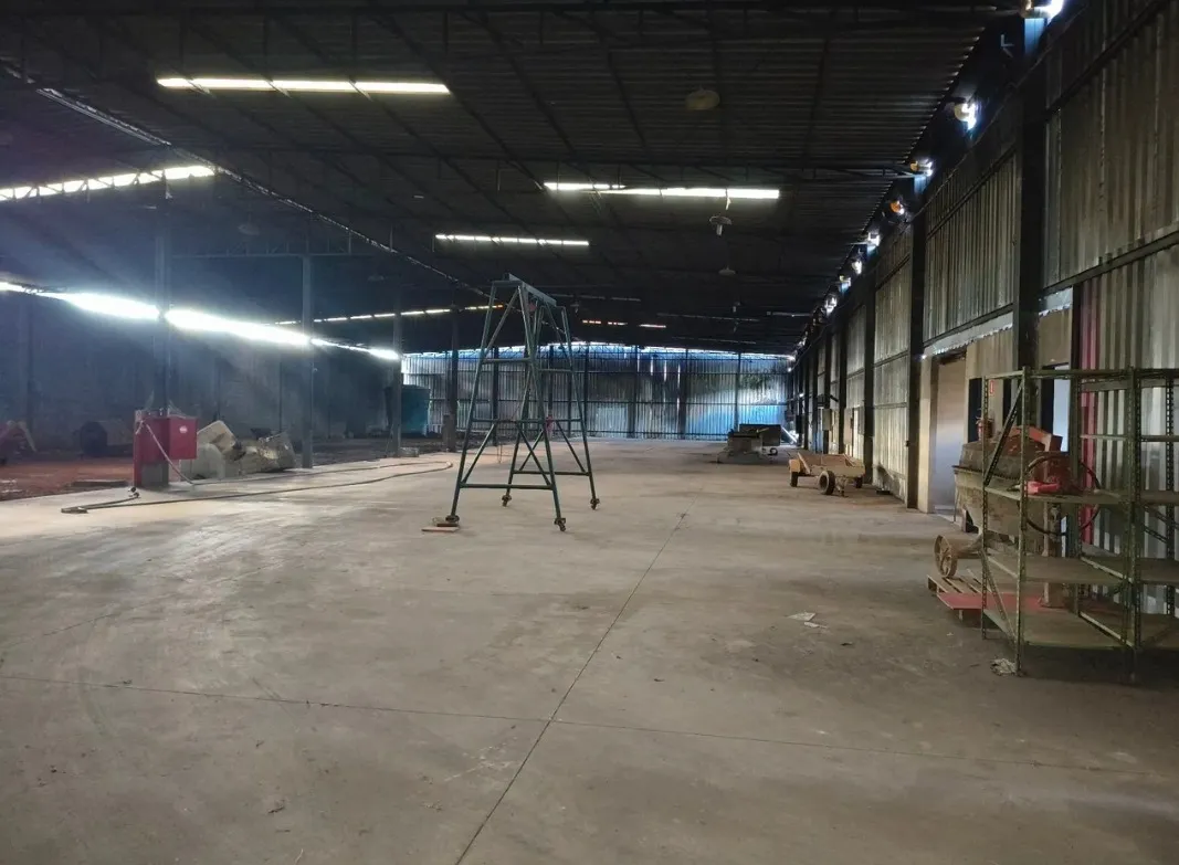 Imagem Salão alugo1800 m² p/ depósito ou industria/ zona sul São José do Rio Preto/SP