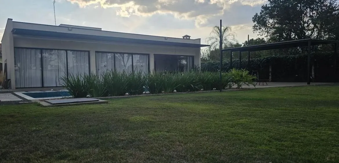 Imagem Viva o Melhor do Interior ? Chácara com Piscina em Boituva/SP