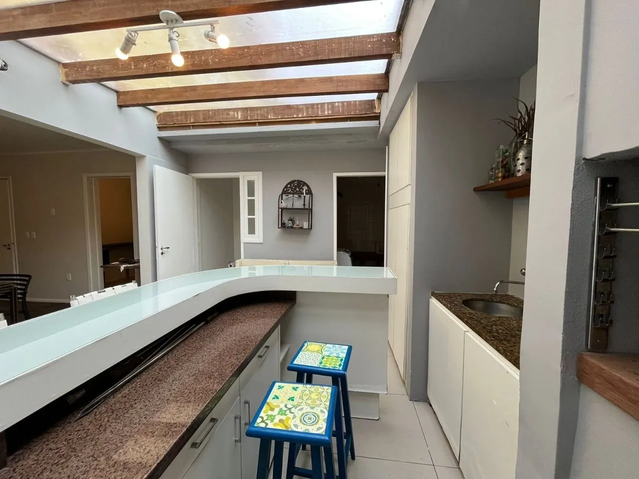 Imagem CASA EM CONDOMÍNIO / TRISTEZA / ZONA SUL