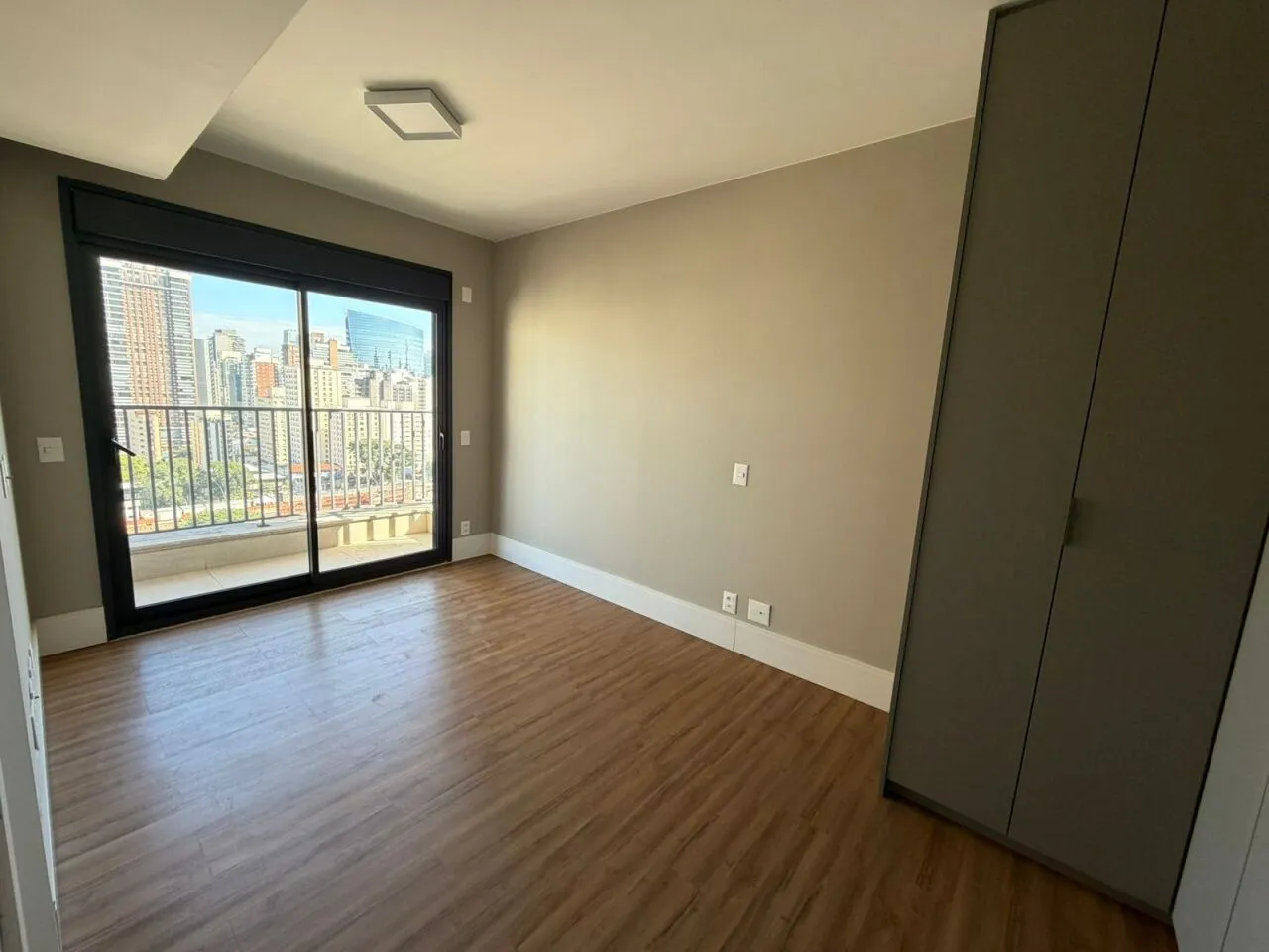 Imagem Apartamento para locação de 145 m² com 3 suítes e 2 vagas