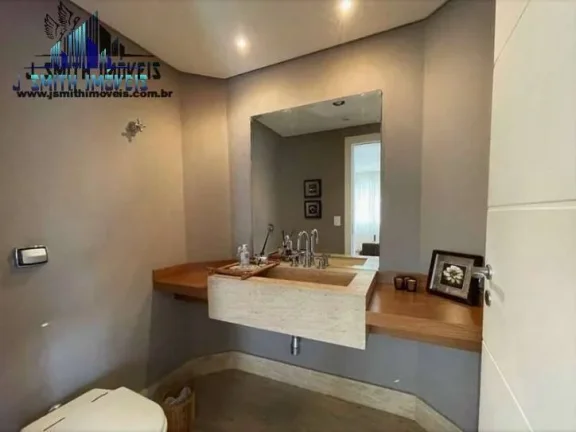 Imagem Linda casa contemporânea, integrada, com ótimo acabamento.
- Pé direito alto, envidraçada, bem a...