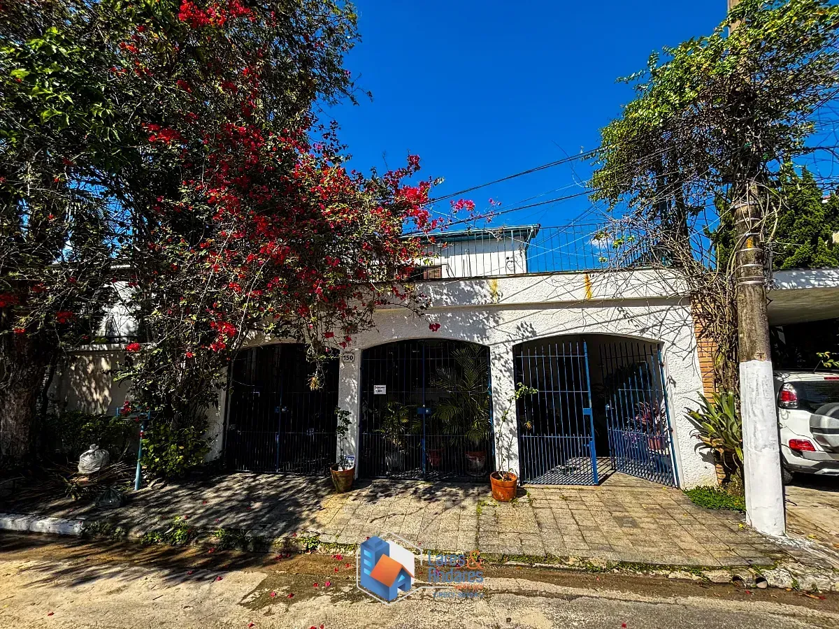 Imagem Sobrado para venda em Jardim Hípico com 3 quartos, sendo 1 suíte, 143m²