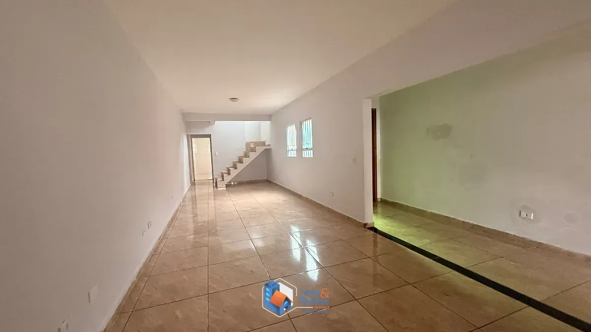 Imagem Sobrado para venda em Jardim Nova Germania com 4 quartos, sendo 4 suítes, 270m²