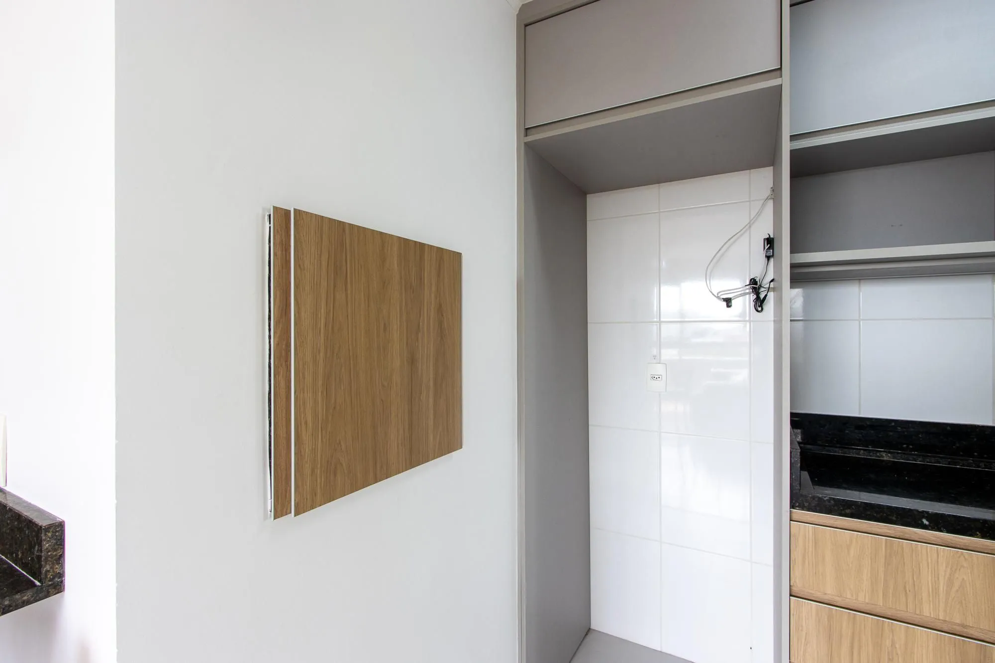 Imagem Apartamento de 2 dormitórios com suíte, churrasqueira e infraestrutura completa na Zona Sul de Porto Alegre.