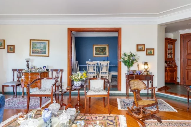 Imagem Apartamento à venda em São Paulo, Moema, com 4 quartos, 200m2