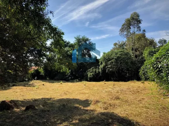 Imagem Lote de Alto Padrão no Jardim Mediterrâneo na Granja Viana