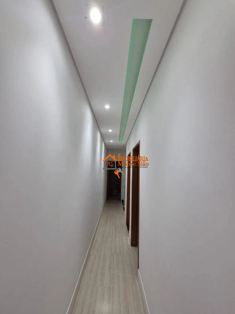Imagem Sobrado com 3 dormitórios à venda por R$ 750.000,00 - Jardim Adriana - Guarulhos/SP