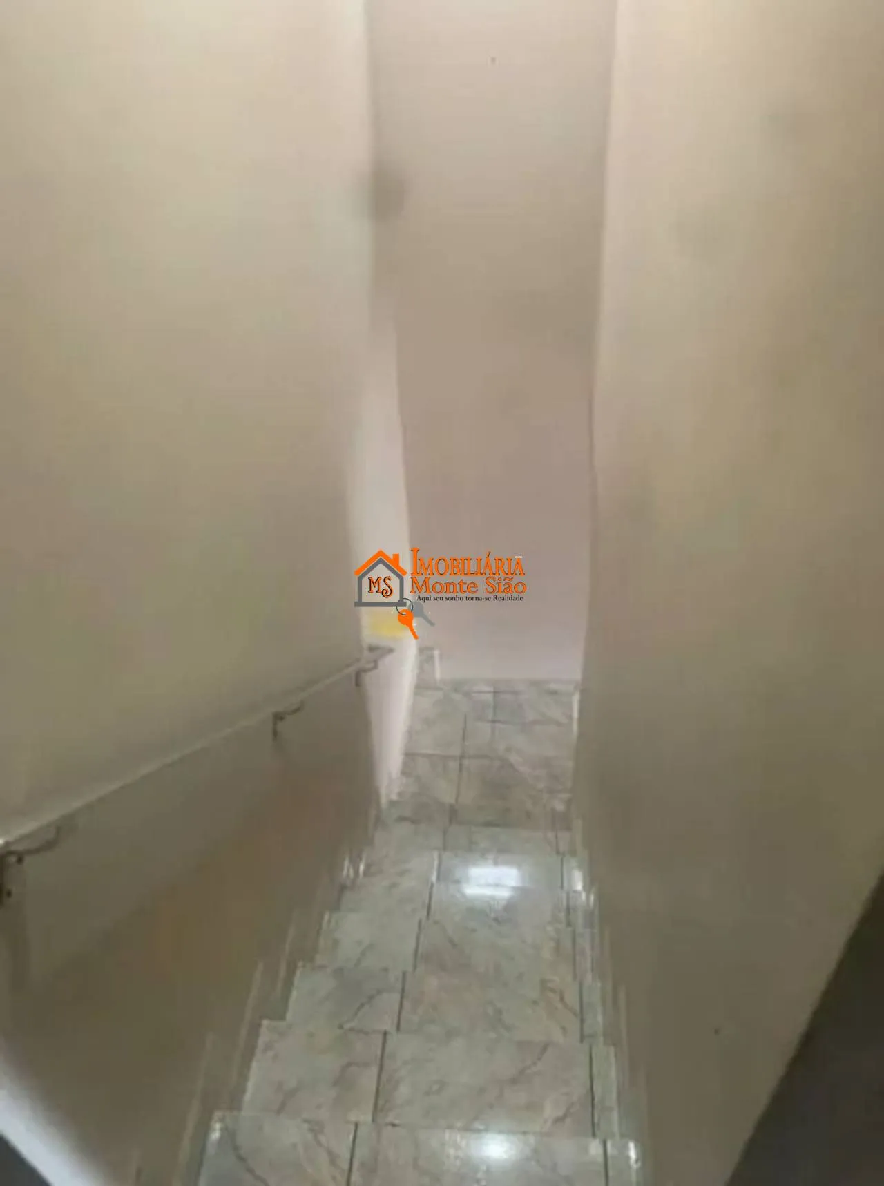 Imagem Sobrado com 5 dormitórios à venda, 250 m² por R$ 583.000,00 - Vila Carmela I - Guarulhos/SP