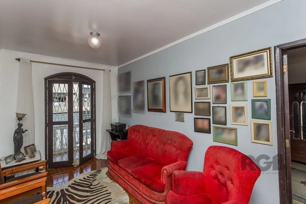 Imagem Casa 210m² - 3 dormitórios, 2 vagas