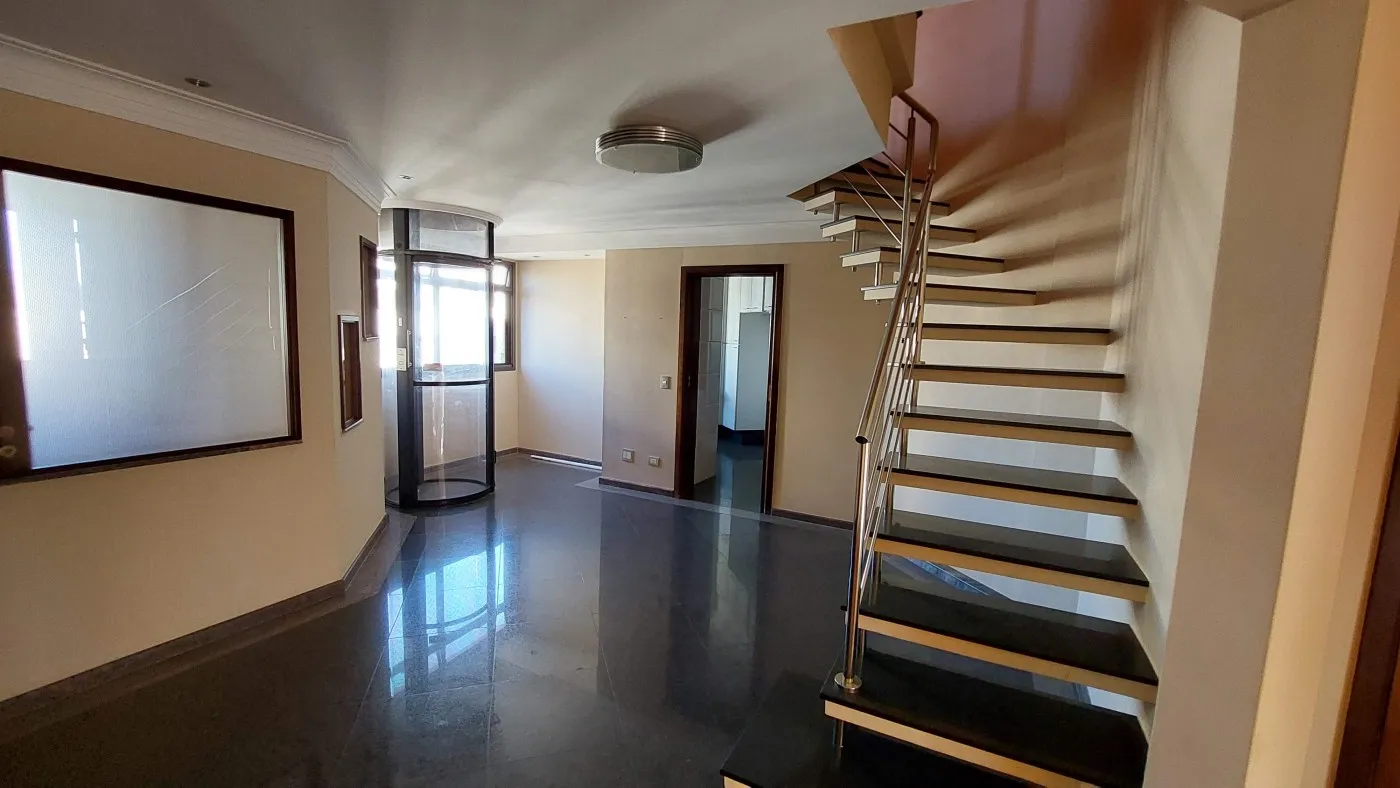 Imagem Cobertura no Juvevê.4 dormitórios. Triplex. 360 m2. Linda!
