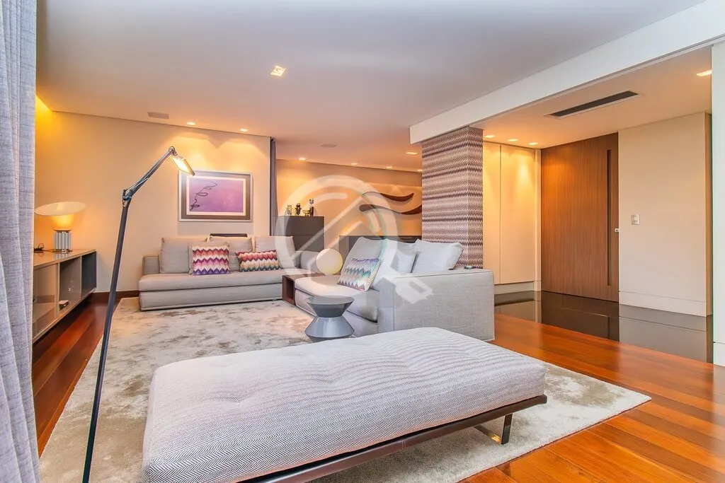 Imagem Apartamento de luxo na rua Santo Inácio em Moinhos de Vento - Porto Alegre. Preço e disponibilidad...